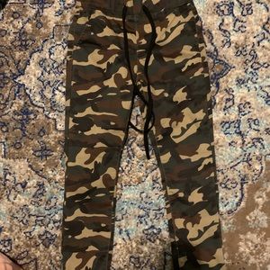V.I.P Camo pants size 5/ 27